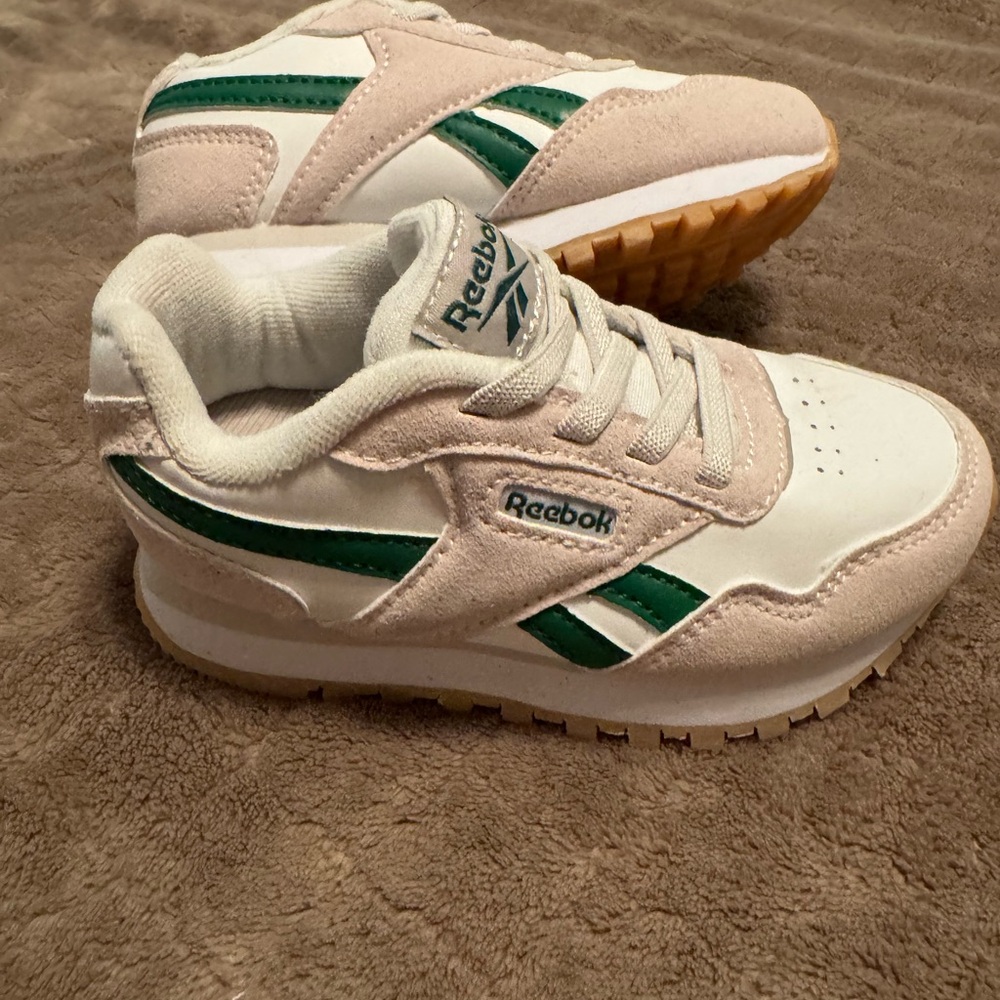 Reebok Kids Classic Low-Top Sneakers